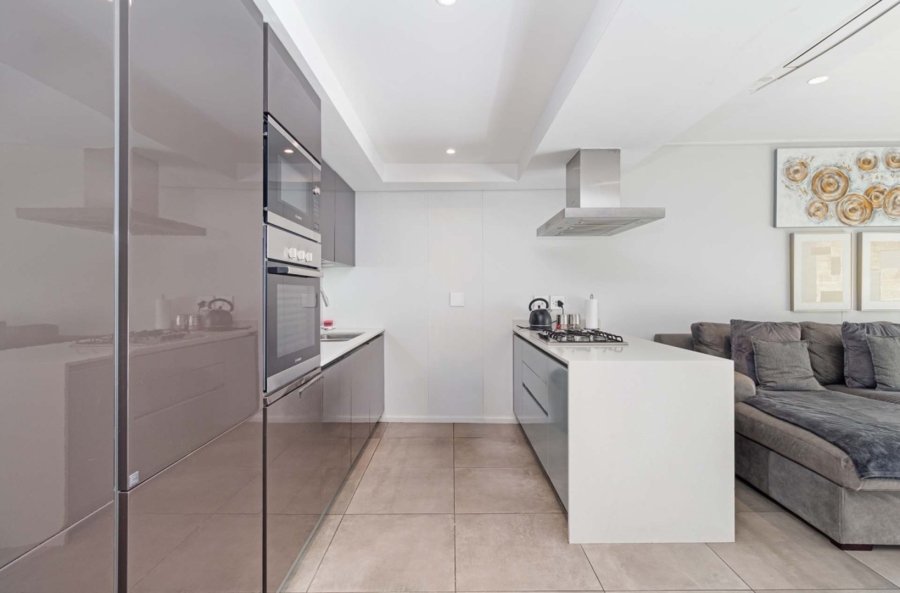 1 Bedroom Property for Sale in Green Point Western Cape